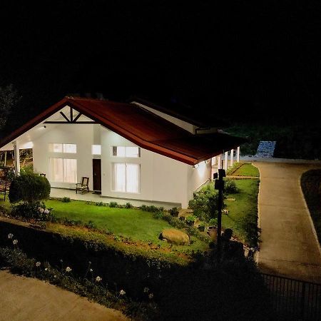 Caroline Villa, Nuwara Eliya Zewnętrze zdjęcie